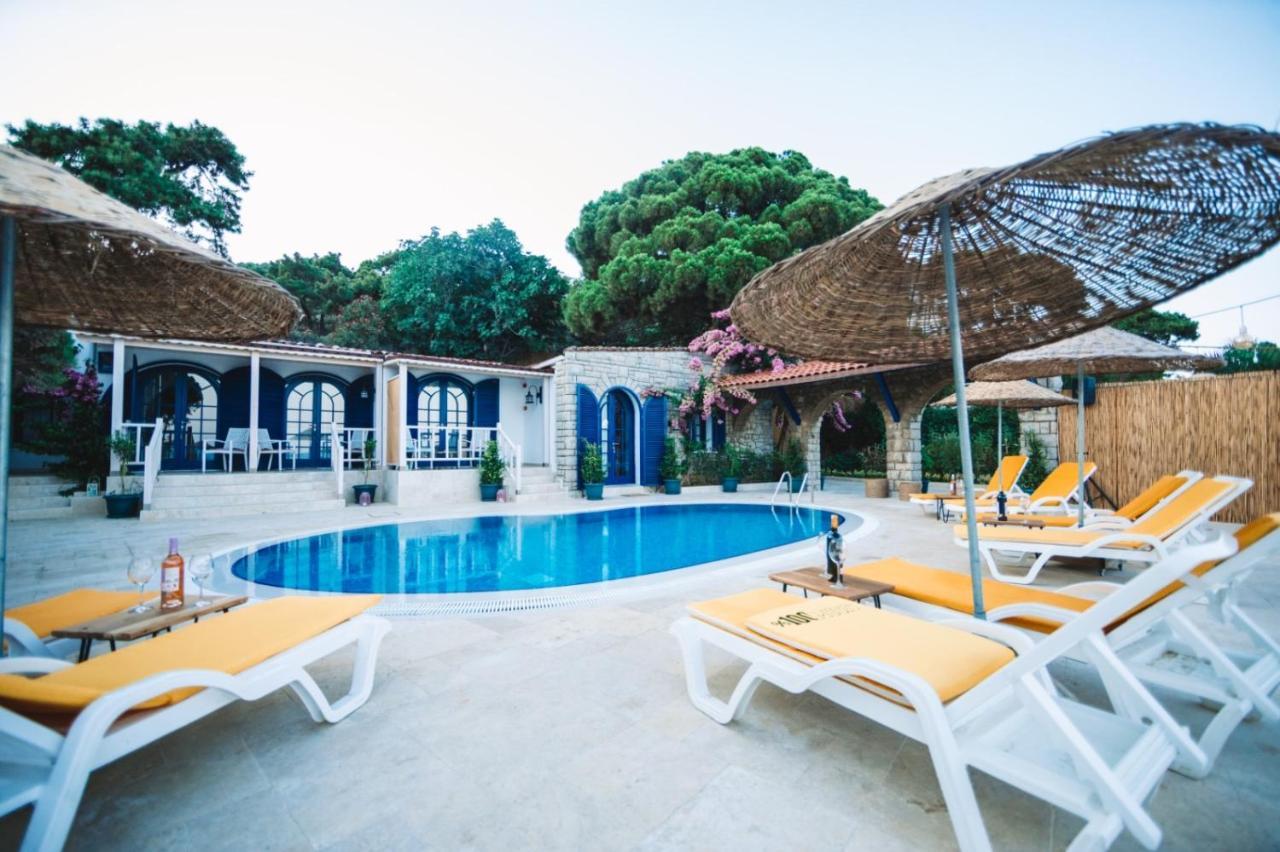 Bueyuekada Loc'Ada Hotell Adalar Exteriör bild