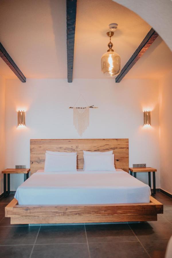 Bueyuekada Loc'Ada Hotell Adalar Exteriör bild