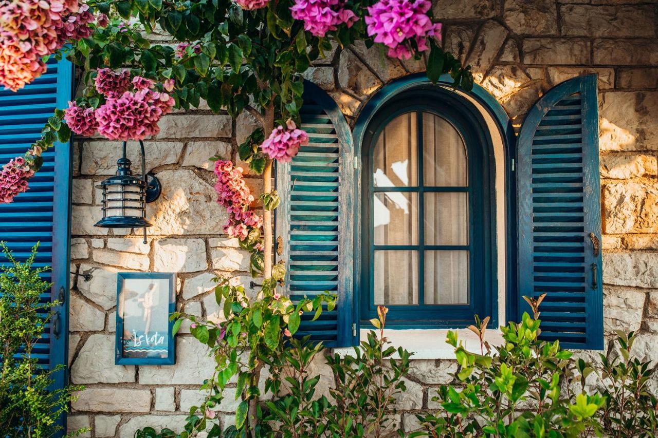 Bueyuekada Loc'Ada Hotell Adalar Exteriör bild