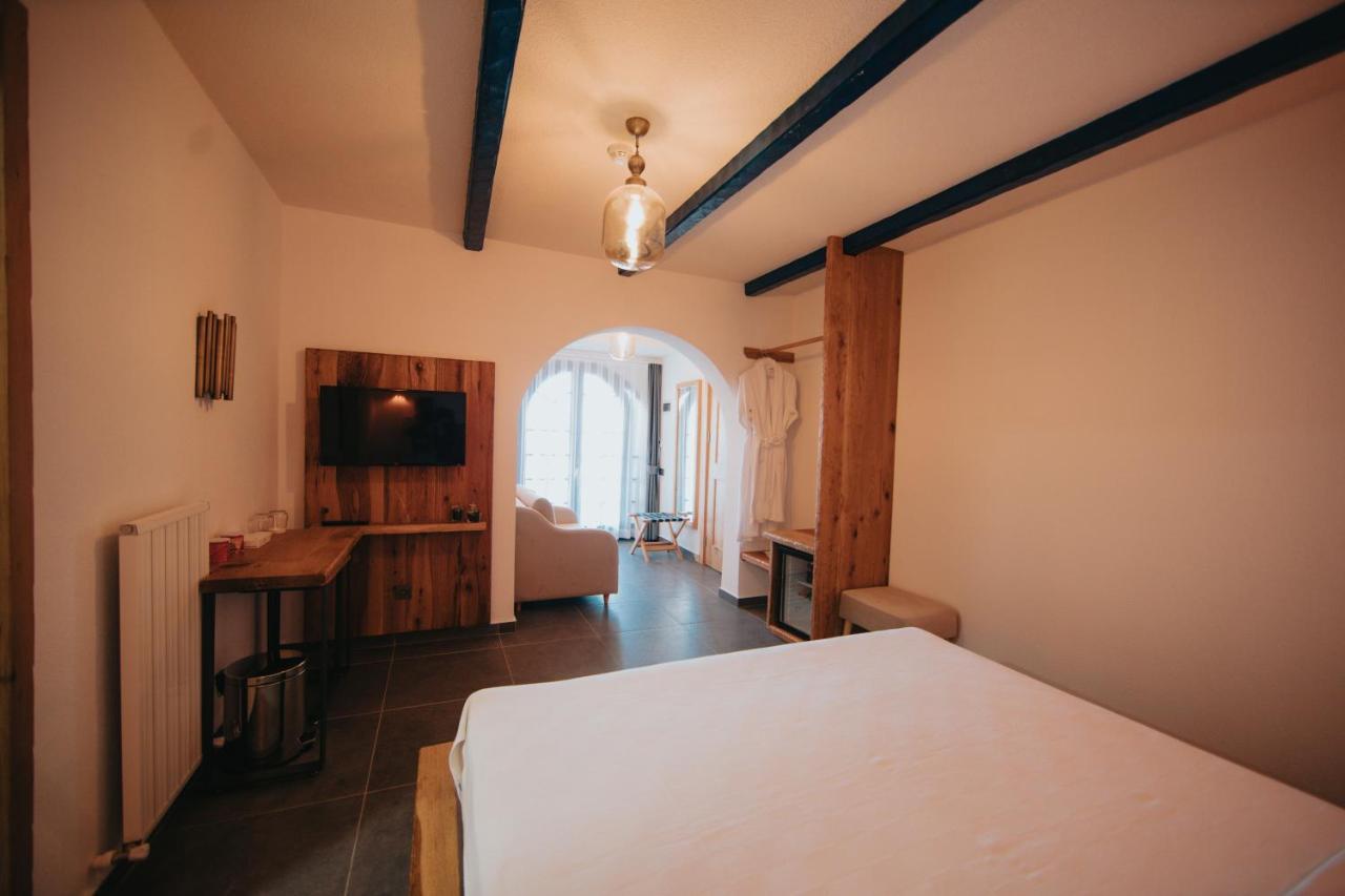 Bueyuekada Loc'Ada Hotell Adalar Exteriör bild