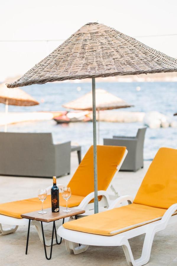 Bueyuekada Loc'Ada Hotell Adalar Exteriör bild